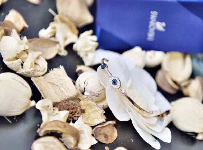 施华洛世奇的恶魔之眼手链寓意,恶魔之眼手链寓意