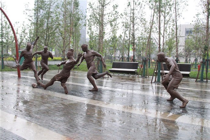 踢足球的好处英语,踢足球的好处和功效