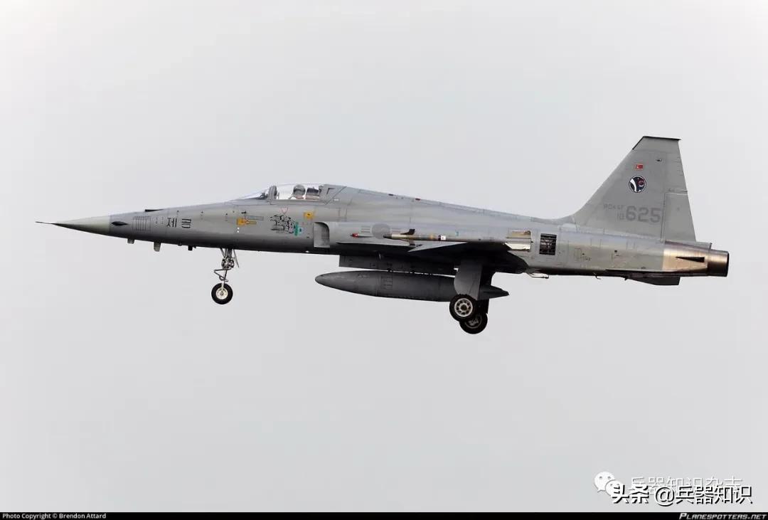 新一代高教机大比拼