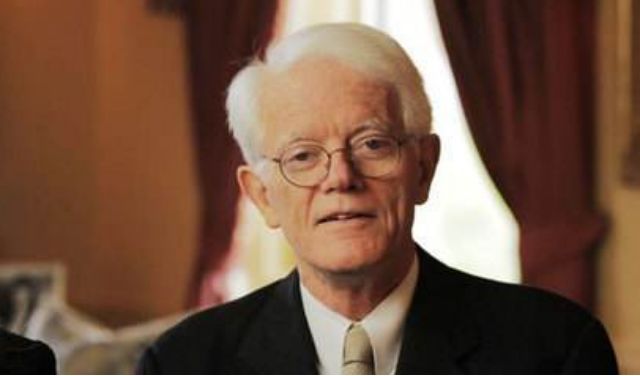 市盈率达到90倍可以入手吗,市盈率负200倍是好是坏