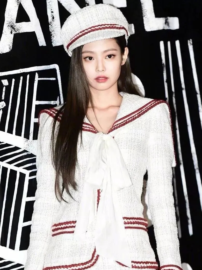 怎么根据脸型来选择帽子的款式,如何挑选适合自己脸型的帽子