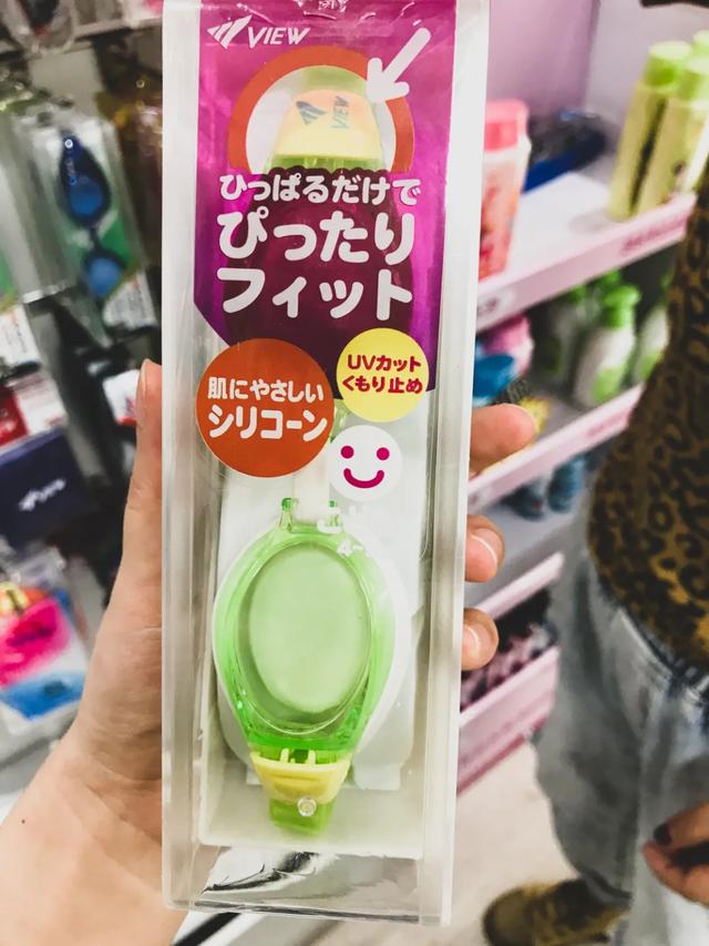 带宝宝潜水用什么泳镜,儿童初学潜水需要买泳帽吗