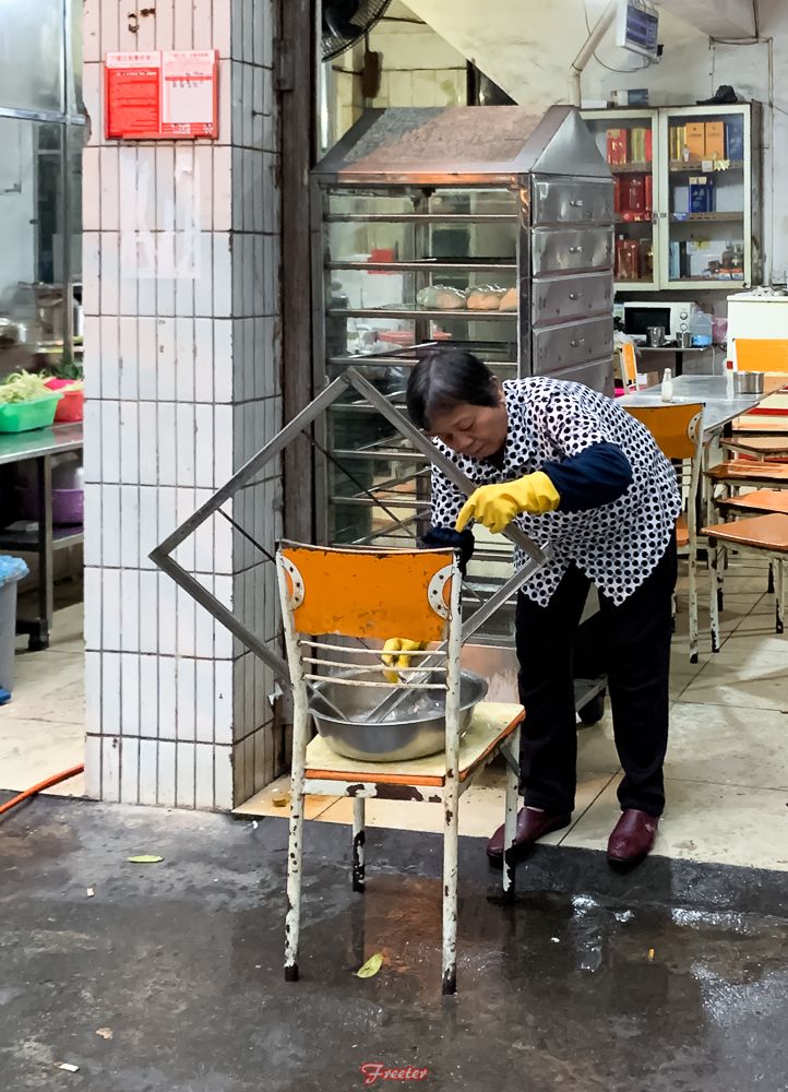 不用出游琼海或陵水，在海口也能喝上这一口鲜掉了眉毛的刺鱼汤