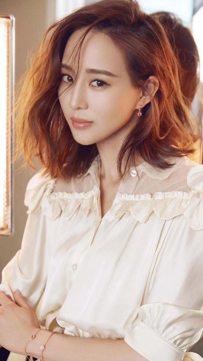 张钧甯练瑜伽,张钧甯起床练瑜伽