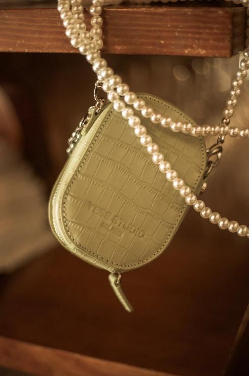 钟楚曦宋妍霏对比照,宋妍霏钟楚曦时尚搭配