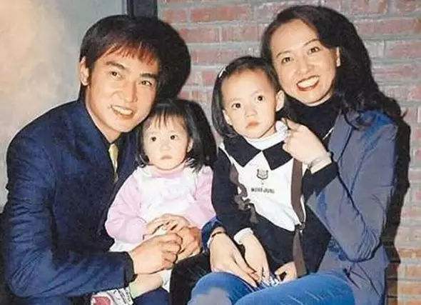 焦恩俊二次婚姻现状,焦恩俊与第一任妻子离婚原因