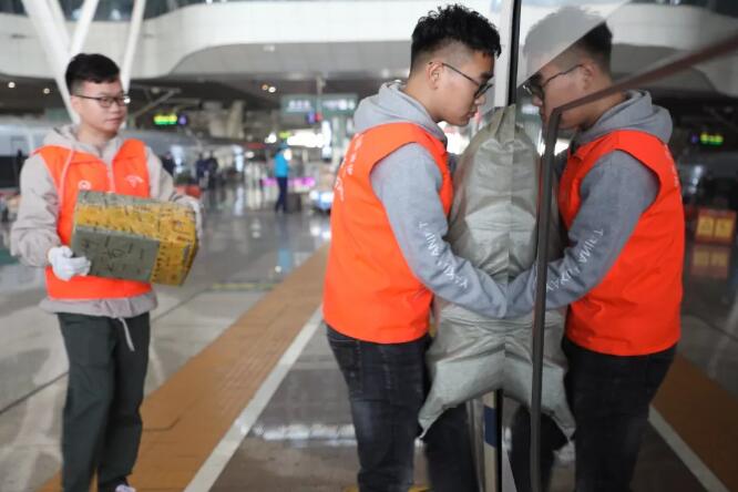 今年“双十一”，快递为啥送得这么快？