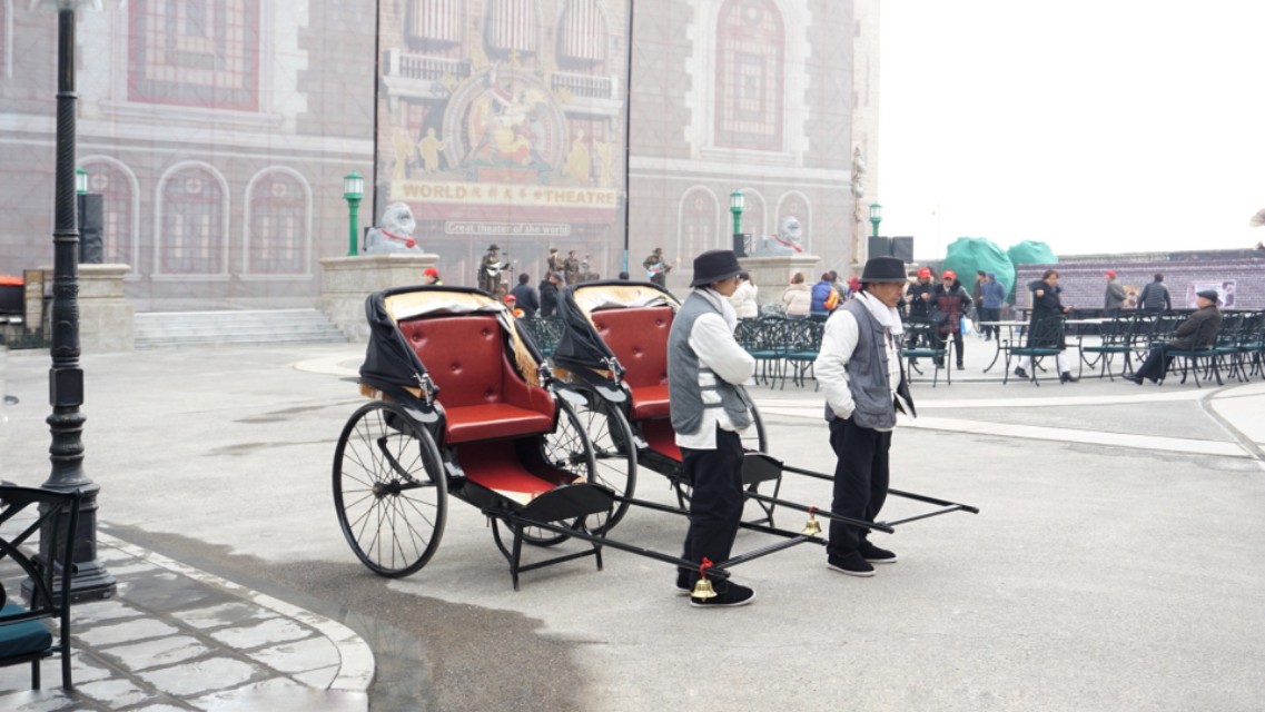 中原穿越时空夜游建业电影小镇,郑州建业电影小镇下午去游玩