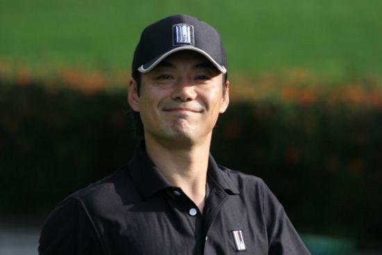 享用看球,邓乐军当过鲁能的队长吗