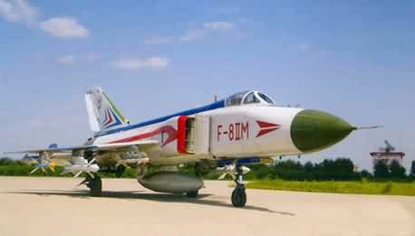 飞机翅膀那么薄为什么能托起机身,飞机翅膀的翼稍小翼有几种