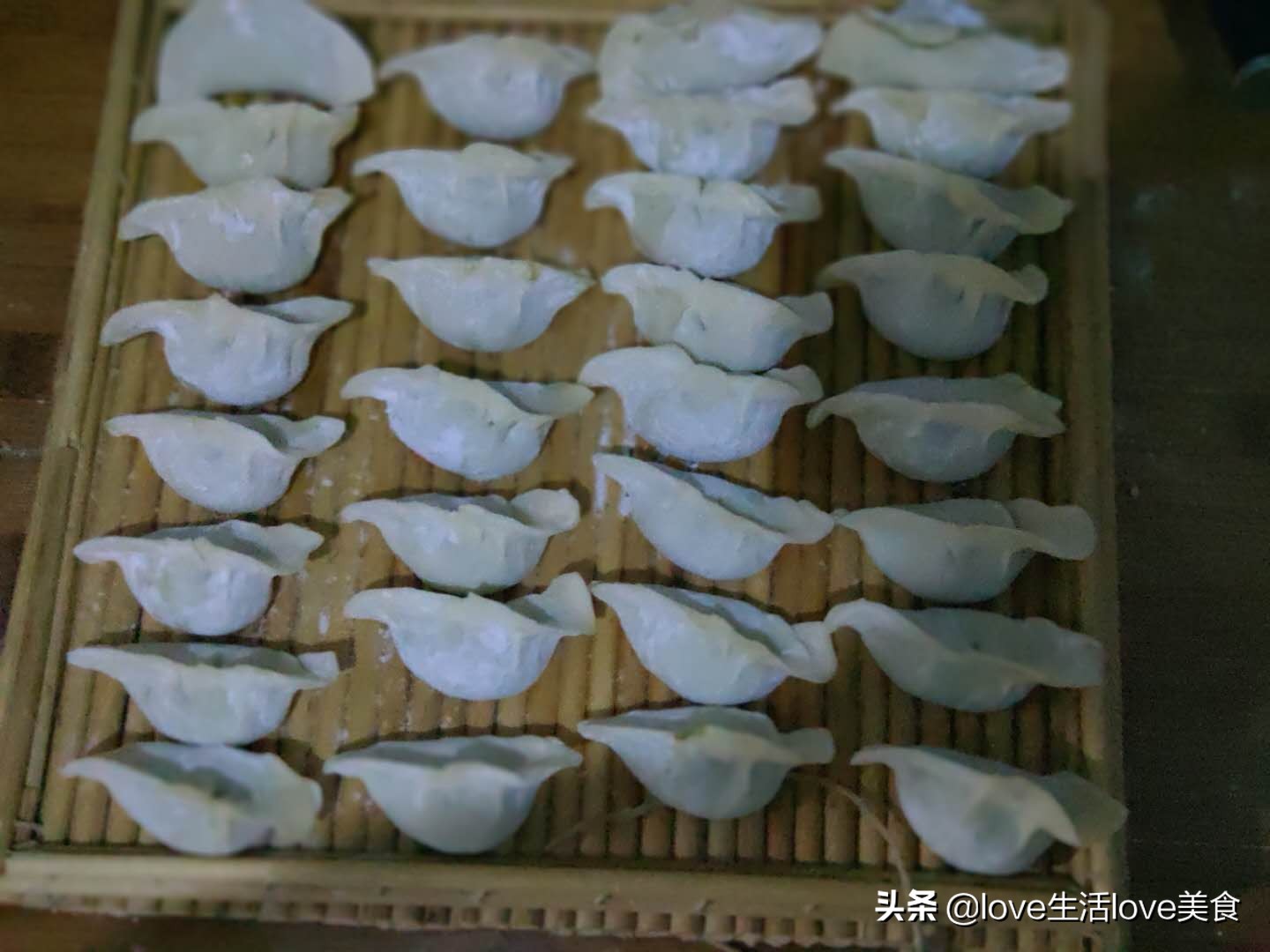 豆角包饺子需要焯水嘛,豆角包饺子要不要焯水