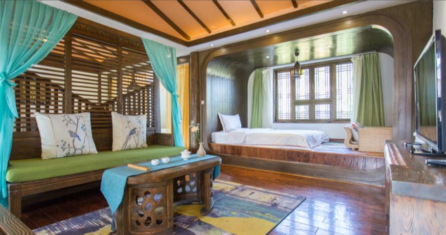 丽江白沙古镇住宿推荐,束河古镇三天两晚住宿团购