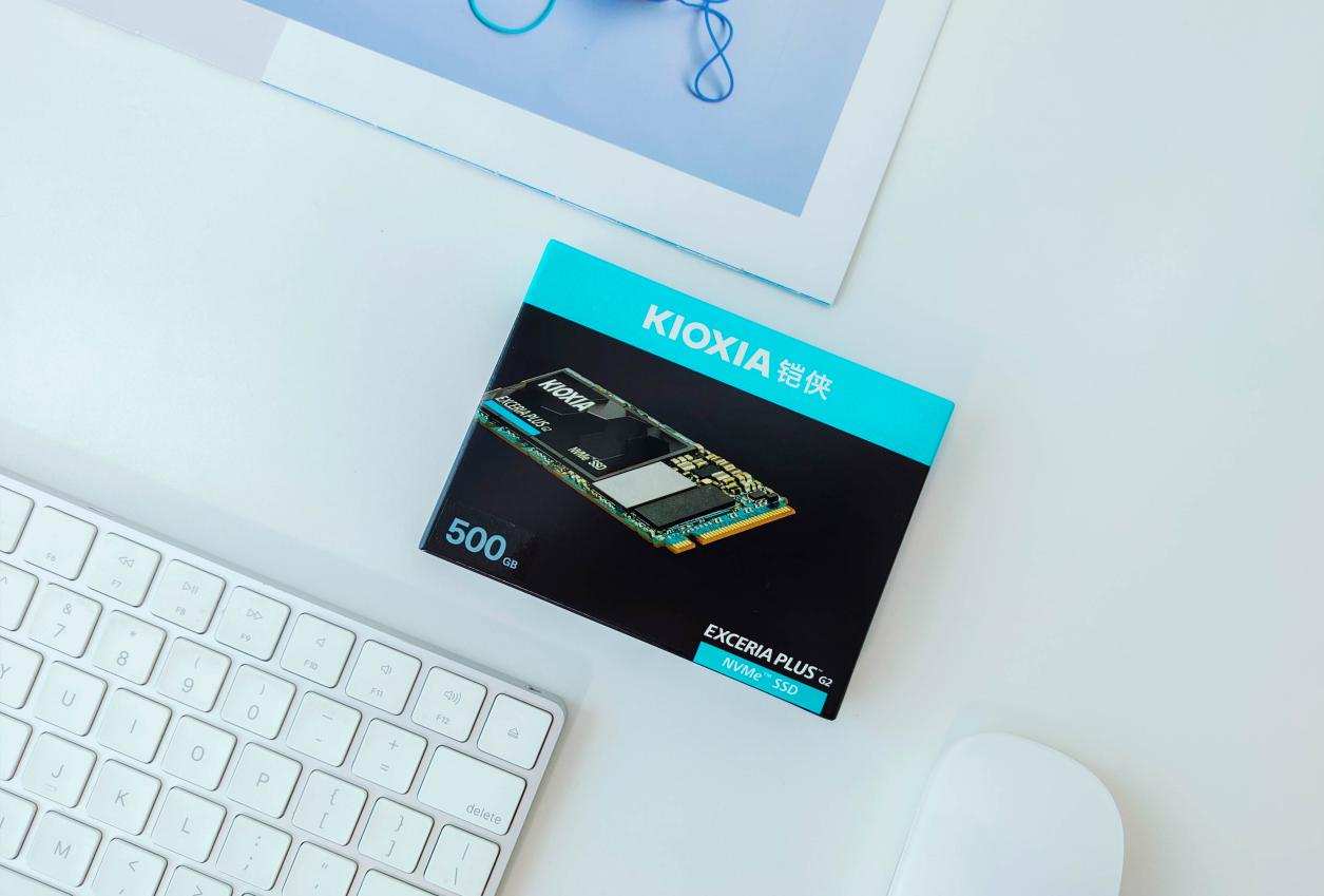 东芝存储器rd20评测,东芝铠侠sata240g固态硬盘拆解