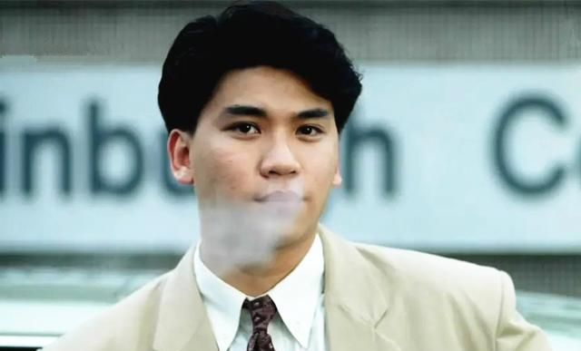 演员黄一飞罕见露面,黄一飞金像奖现场