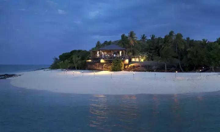 中国护照最新免签国家地区一览表,中国护照落地签或者免签的国家