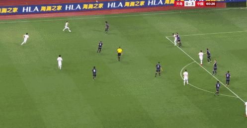 失望的上半场，希望的下半场，国足判若两队，放下包袱可以走更远