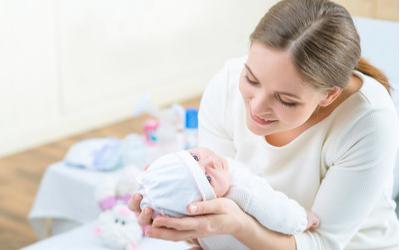 产后腰痛几个月都还没好怎么回事,常见腰痛及产后腰痛的原因详解