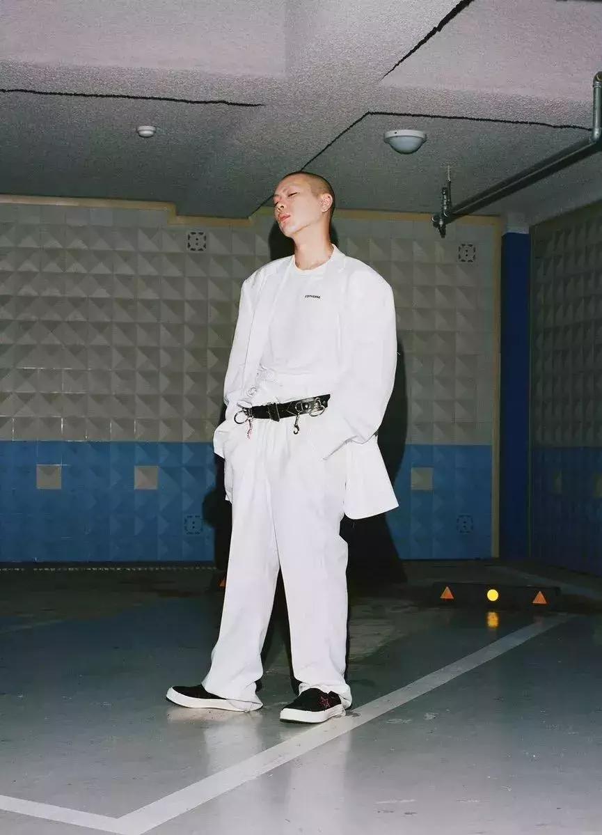 丑帅型男生网红,又高又帅的丑男