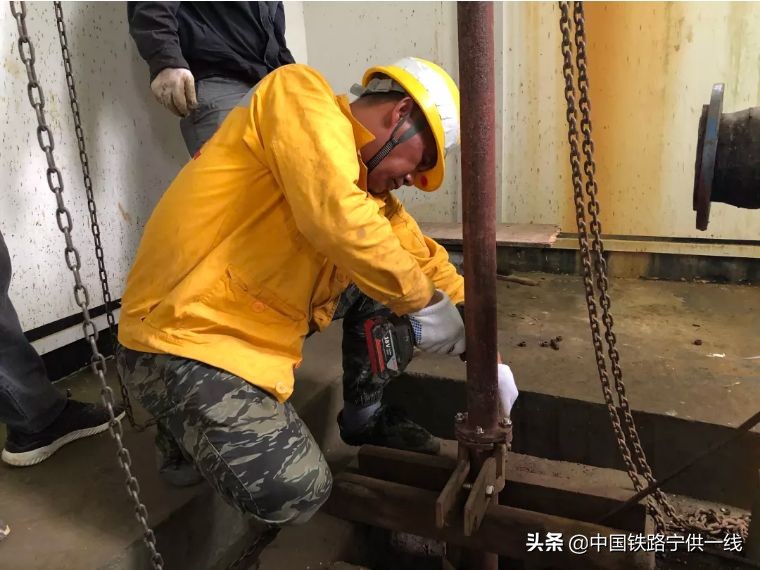 奋战三天！陇凌断水抢修记丨一线故事