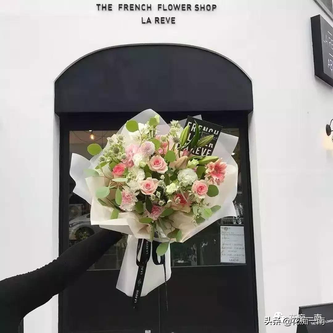 教师节应该送老师什么花用纸叠,教师节送花送什么花图片