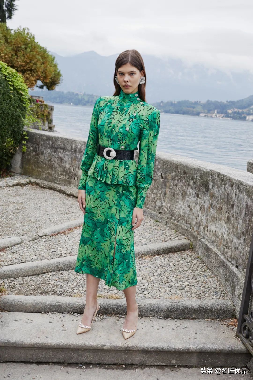 爱是一道光！治愈系祖母绿，宝石盛开的花园，绝美惊艳400年