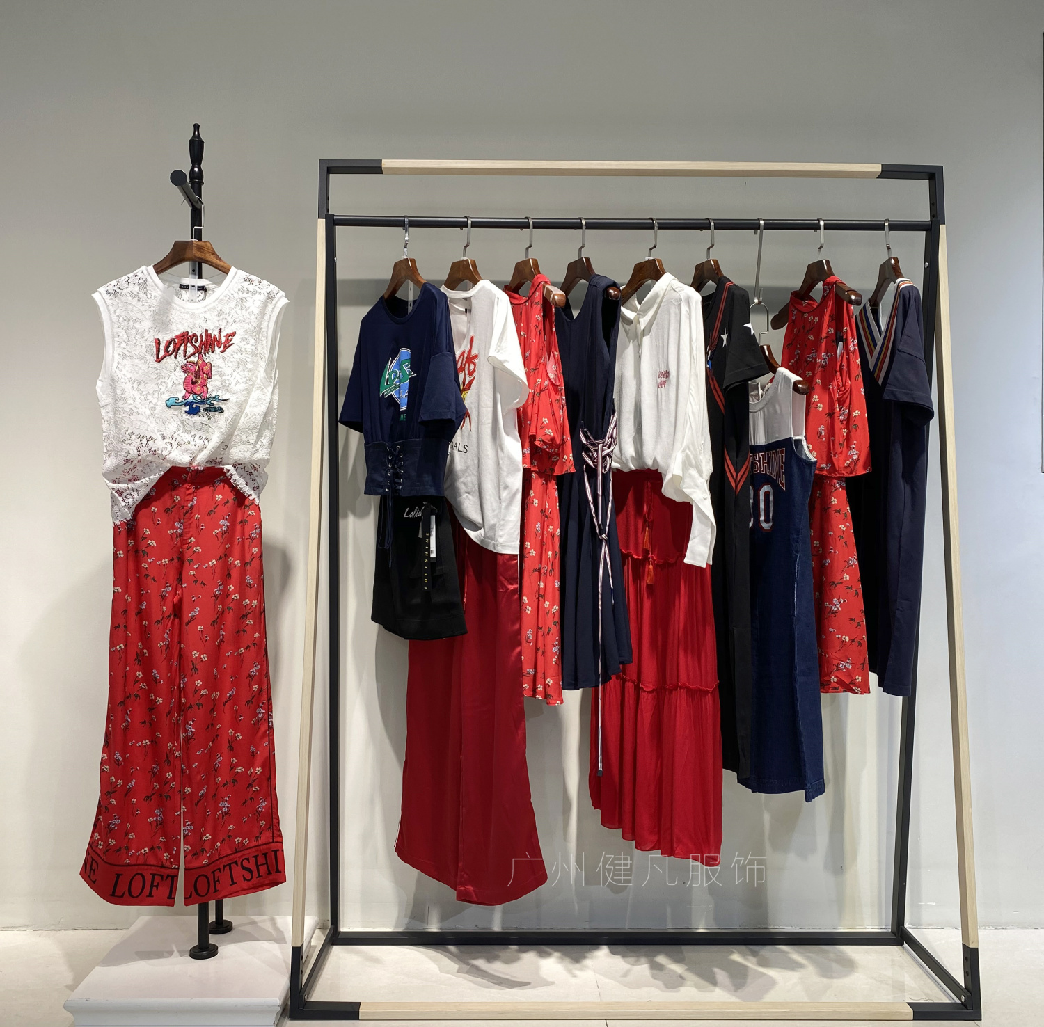 广州女装欧货尾货批发一手货源,广州尾货女装批发一手货源厂家