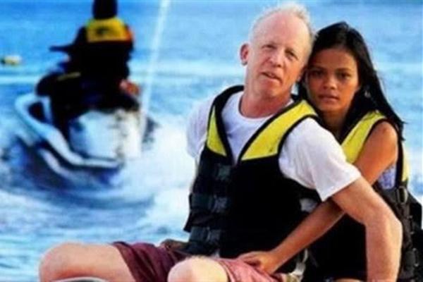 泰国最红导游黑珍珠,泰国导游黑珍珠真实现状