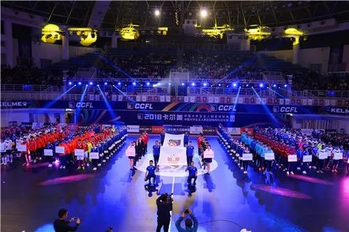 因为足球,因为足球所以坚持