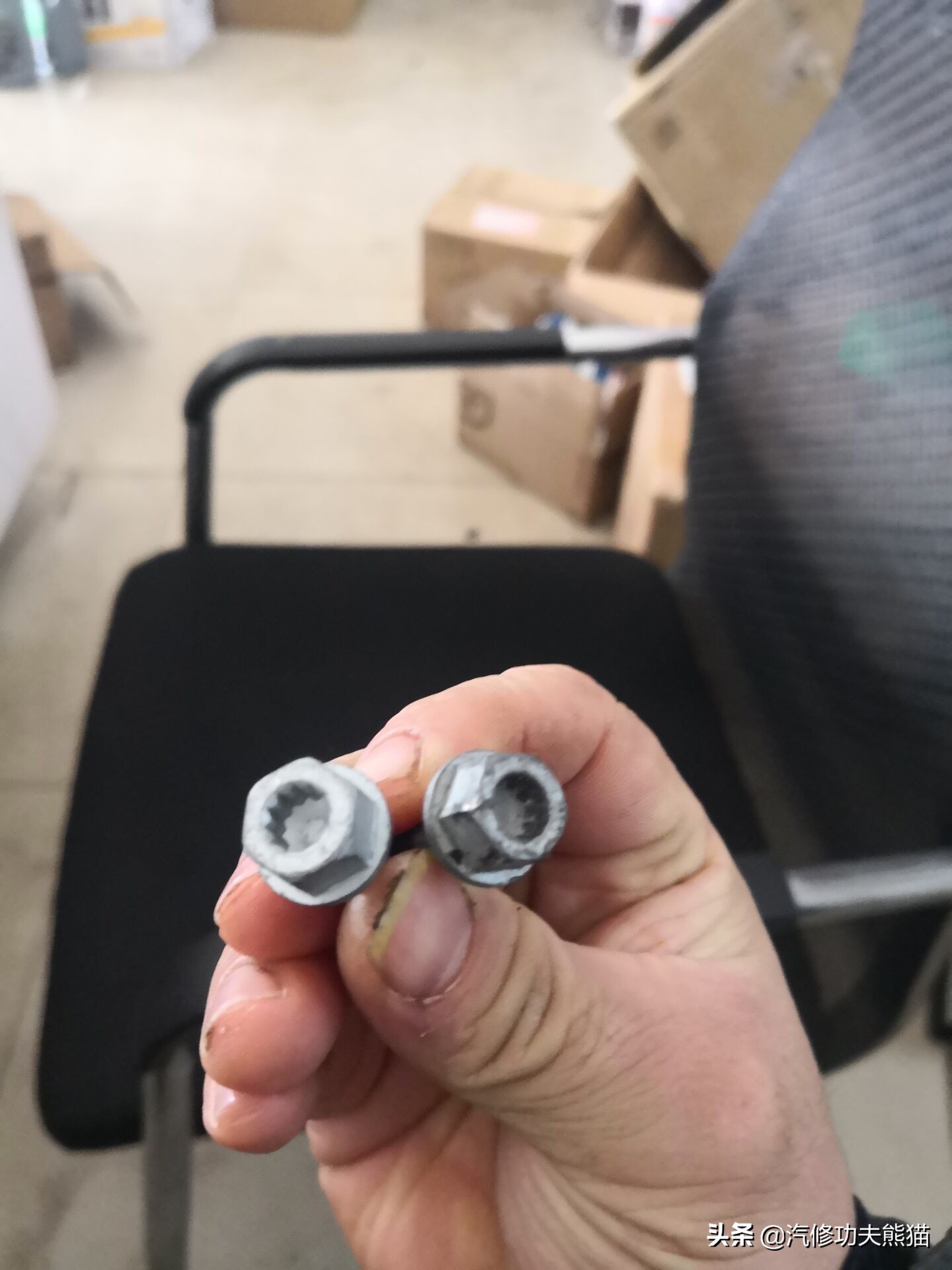 斯柯达明锐2010款2.0烧机油吗,09款斯柯达明锐1.6烧机油怎么解决