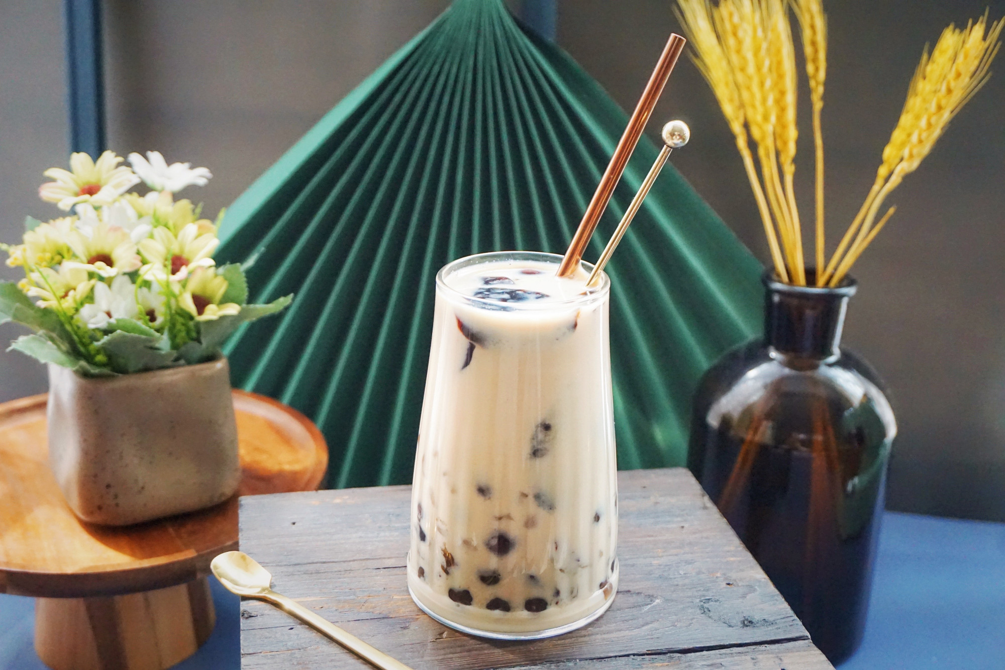 红茶和奶精自制奶茶,用纯牛奶做奶茶不用红茶不用茶叶