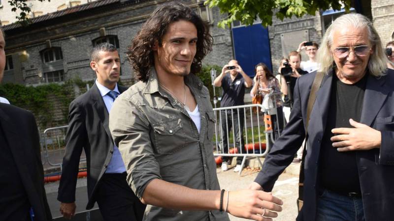 马竞主席指责卡瓦尼贪财，经纪人回应不经意暴露球员罢赛“恶行”