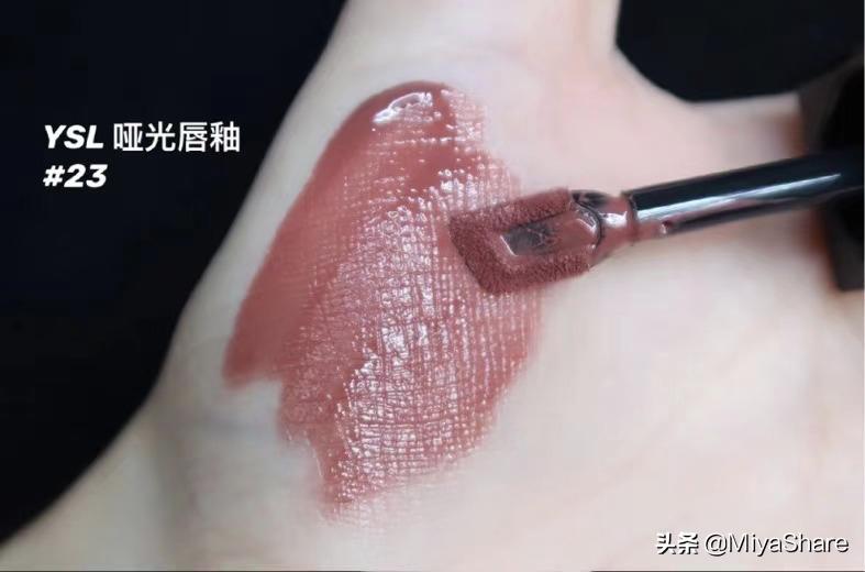 满满高级感超显白的奶茶色,奶茶色才是时尚榜一霸好看显气质