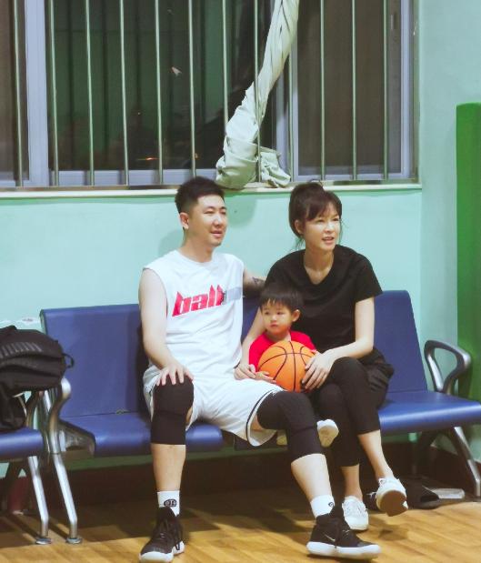 杨澜访谈胡歌,杨澜访谈录赵本山央视主持人