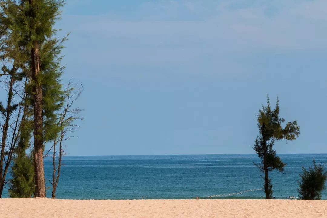 深圳少见的“十里银滩”，美到无边