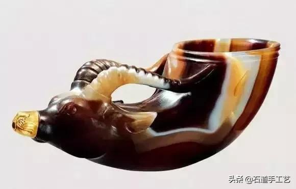 国家*物文**局说，这64件国宝永久禁止出国展览