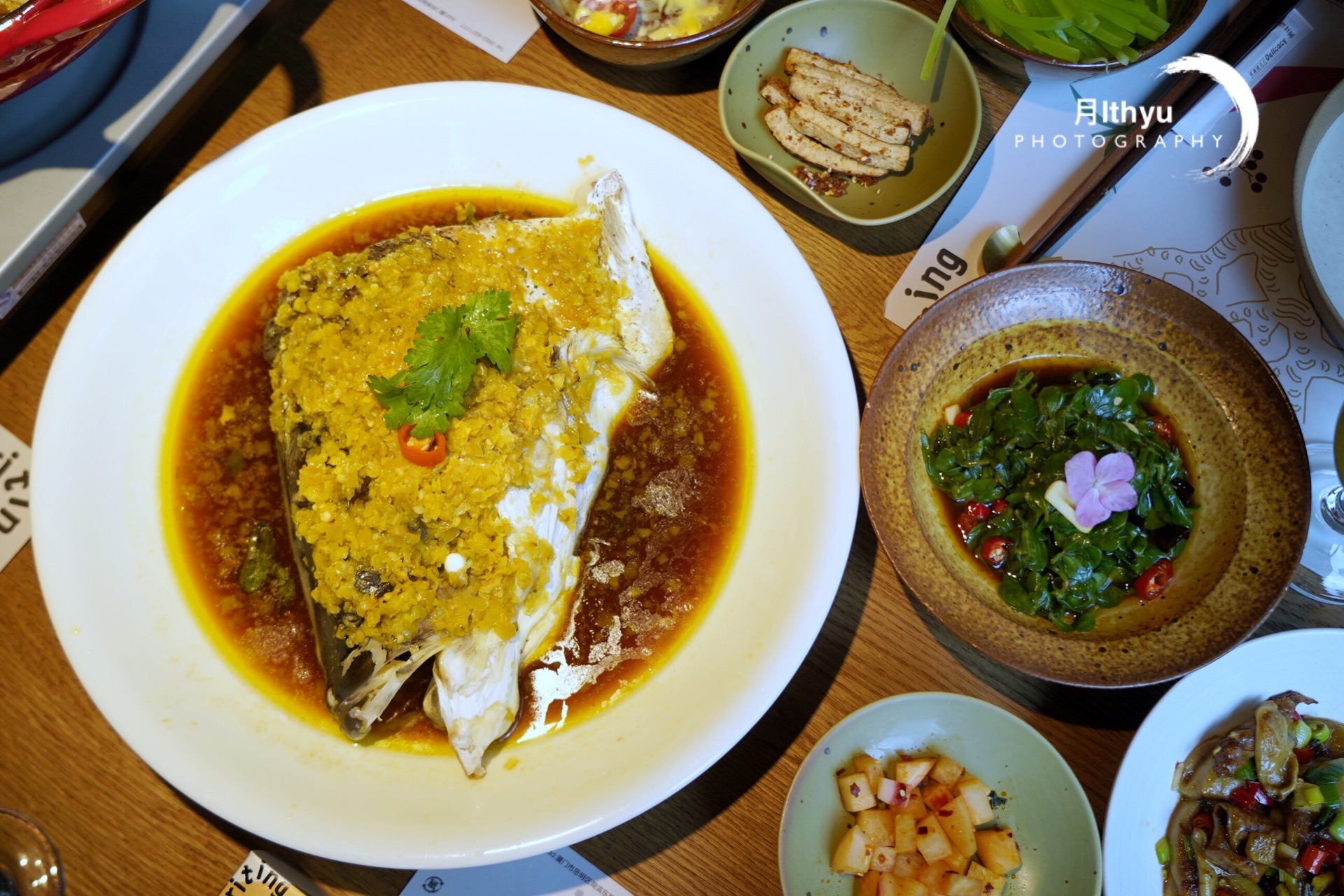 告别中庸，这家鲜湘碰撞菜，带来非凡的味蕾之旅