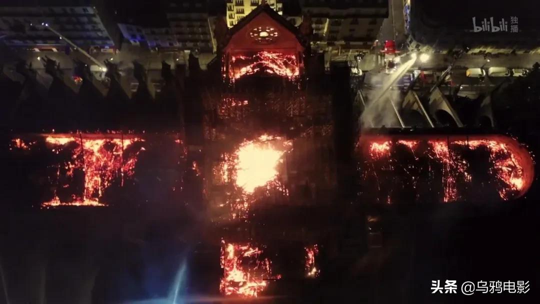 当年为什么巴黎圣母院大火,巴黎圣母院遭遇大火是哪一年