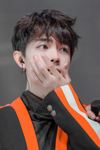 杨紫“手滑”点赞肖战，四年累计手滑29次，是故意还是无心之过？