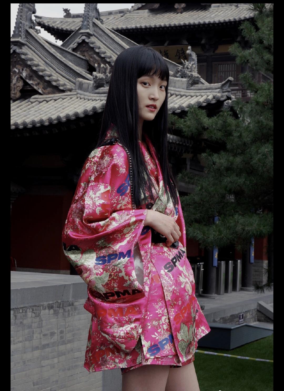 中国名模刘雯2019,刘雯17岁选秀照片