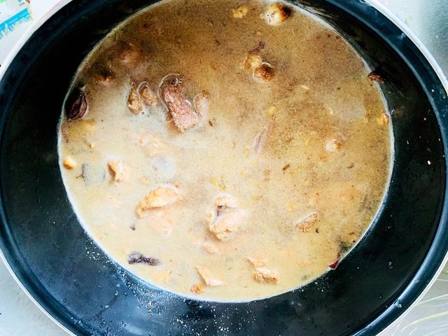 牛腩米粉最正宗的做法,麻辣牛肉米粉汤做法