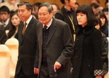 邵逸夫出席24届香港电影金像奖,香港邵氏集团创始人邵逸夫