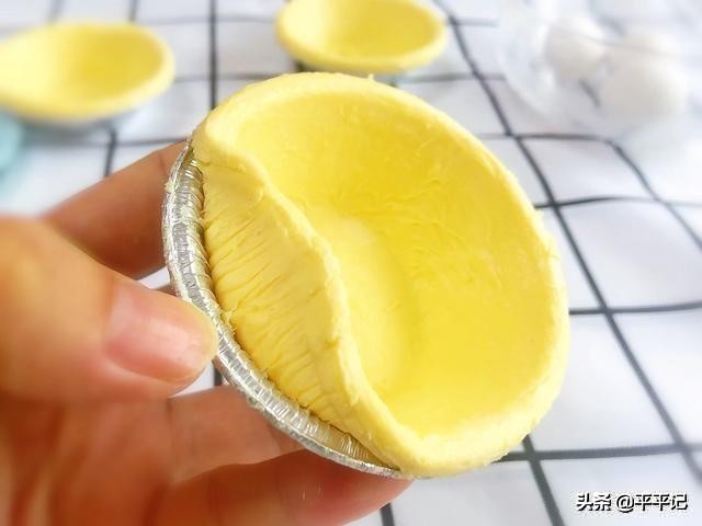 怎么用烤箱做汤圆蛋挞简单又好吃,蛋挞式汤圆蛋黄酥