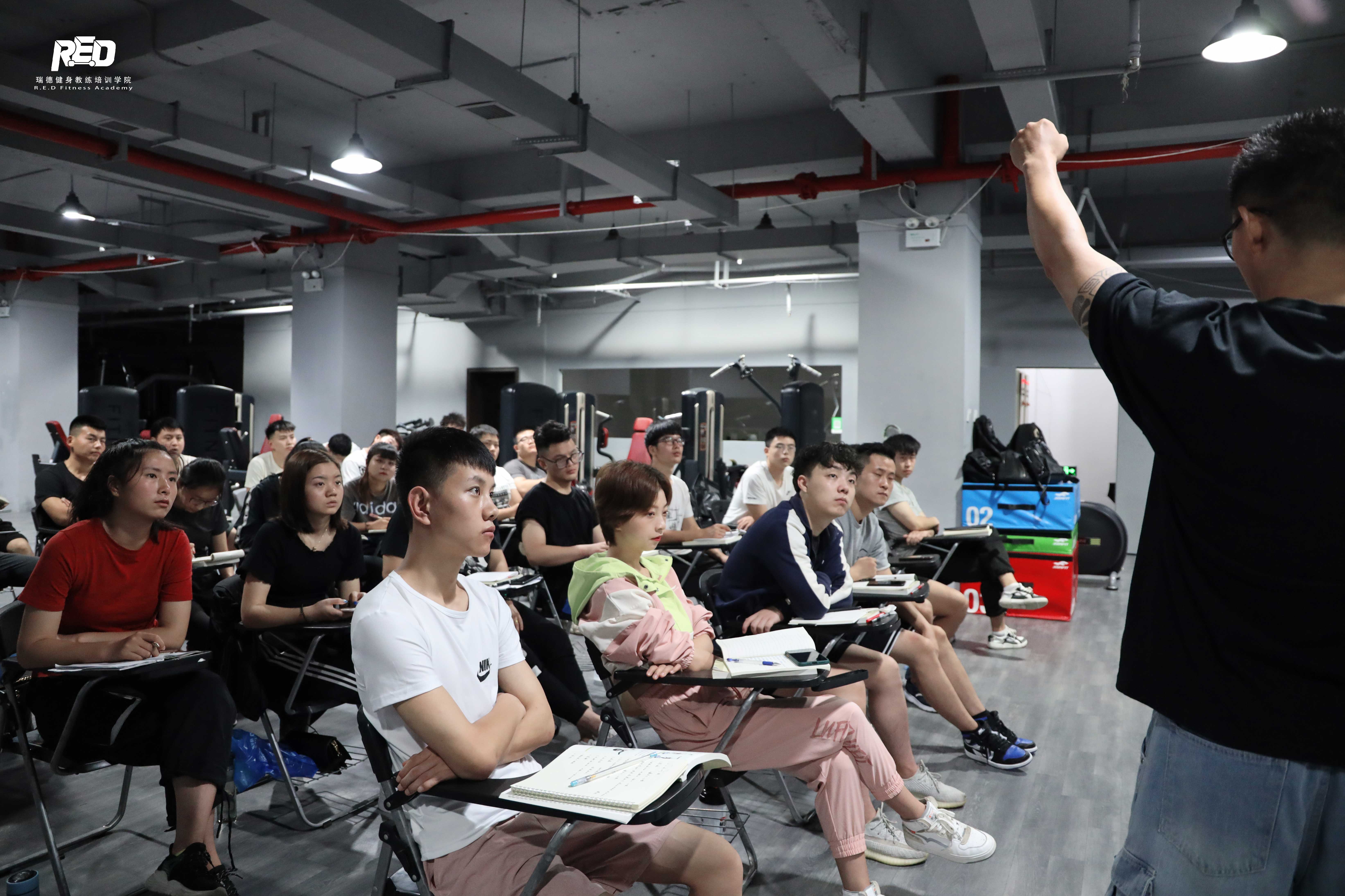 新疆健身教练培训班,乌鲁木齐健身教练国职培训学校