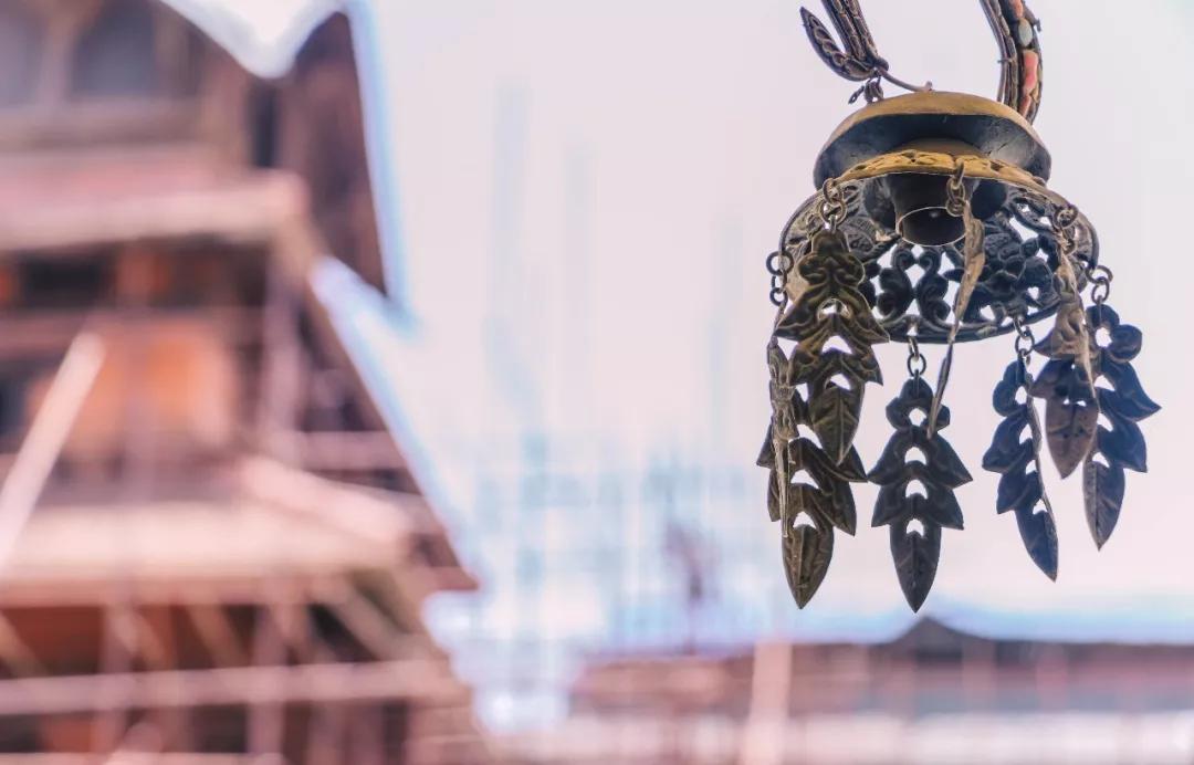 这个微笑国度，见人就夸漂亮，300元就能在天空滑翔