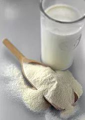 冲奶粉时用到了哪些方法加快溶解,育儿师冲奶粉的正确方法