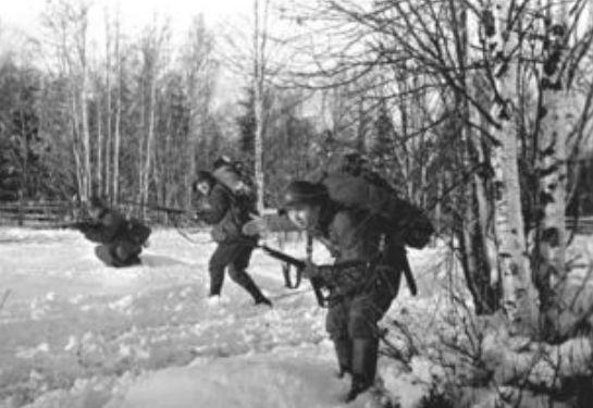 二战时德国侵略过前苏联吗,苏联瓜分波兰和德国