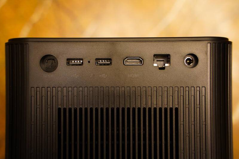 大眼橙投影仪家用x7m智能投影,极米和大眼橙x7d投影仪对比