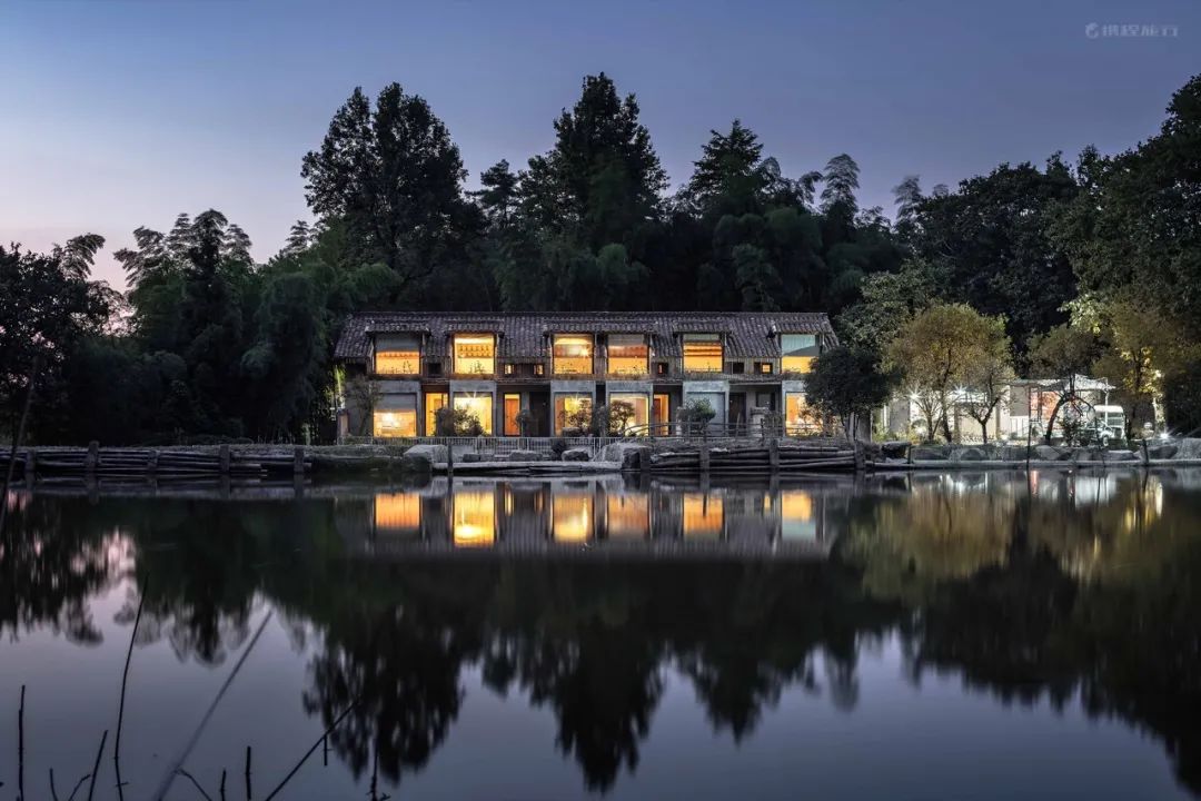 黄山碧桂园凤凰酒店附近民宿,黄山鹿鸣谷温泉度假民宿门票