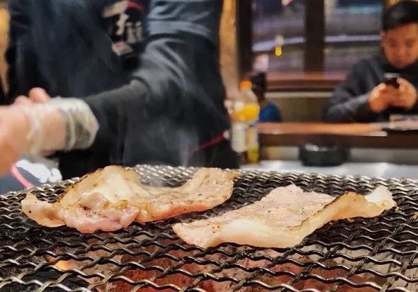 上海美食推荐必吃的餐厅最新,上海最值得去的5家餐厅好吃不贵