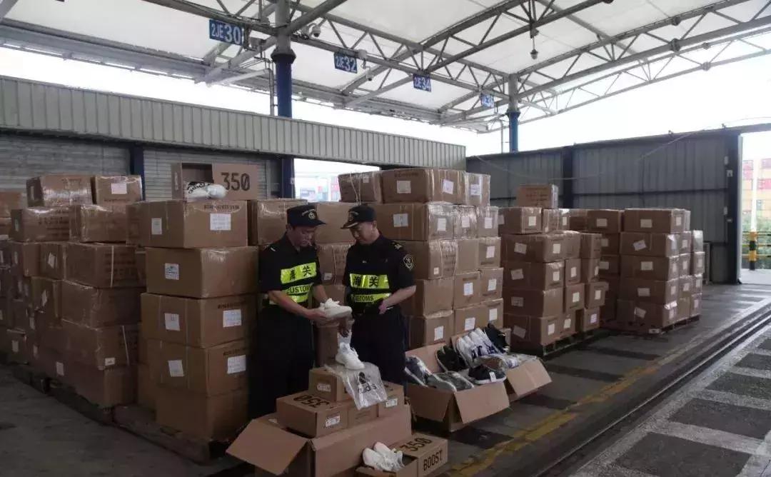 遭遇nike阿迪鞋职业打假,阿迪耐克查假鞋